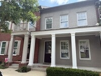 Building Photo - 2306 Clare Park Dr