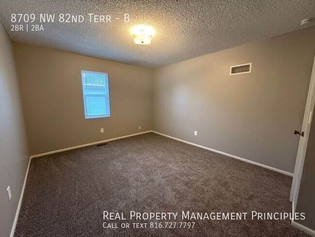 Building Photo - 8709 NW 82 Terrace