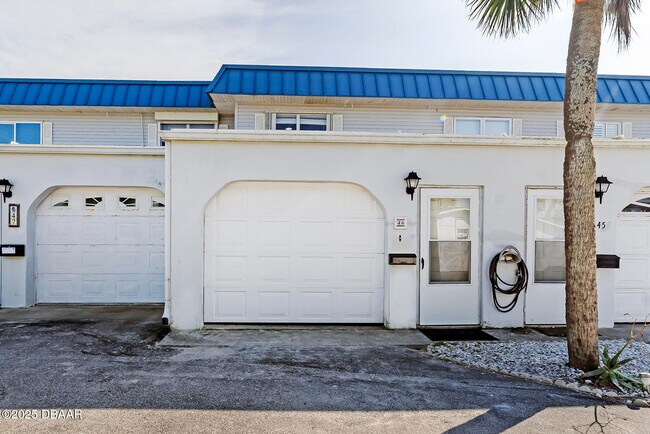 Building Photo - 2750 Ocean Shore Blvd