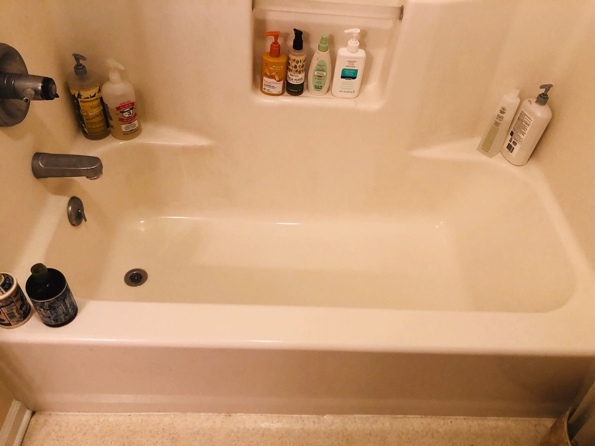 Building Photo - 210 Alum Springs Rd