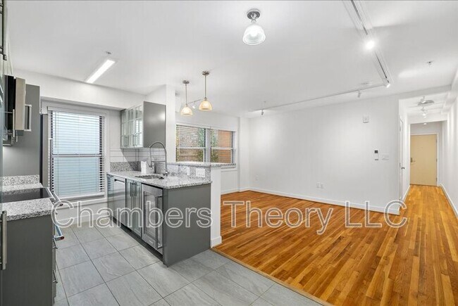 Building Photo - 220 2nd St SE