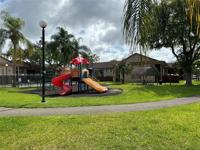 Building Photo - 11245 SW 88th St