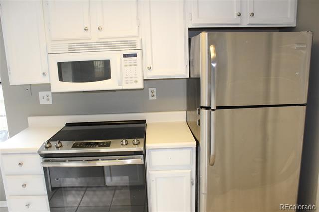 Building Photo - 2010 S Hannibal St