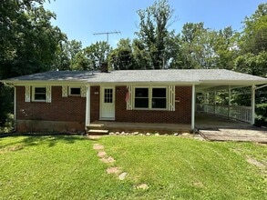 Building Photo - One Story House in Madison Heights