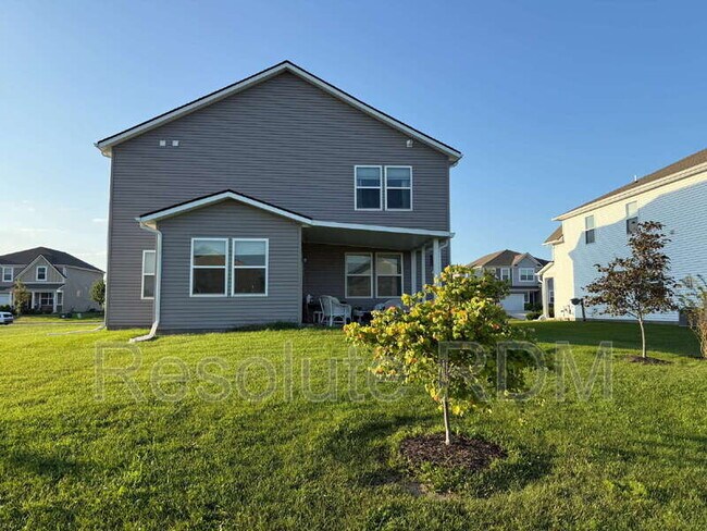 Building Photo - 33 Hollister Wy