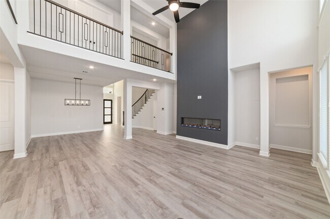 Building Photo - 2338 Shooting Star Ln