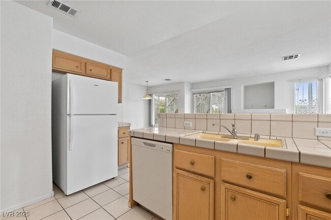 Building Photo - 7704 Rockfield Dr