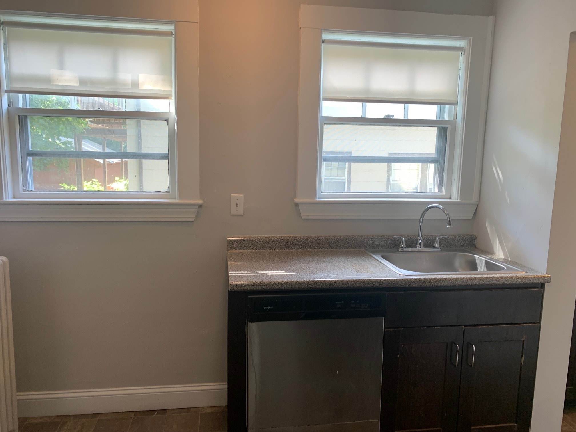 Building Photo - 136 Arlington St