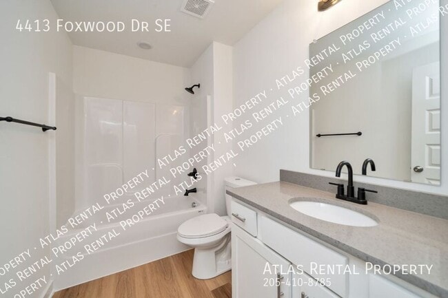 Building Photo - 4413 Foxwood Dr SE