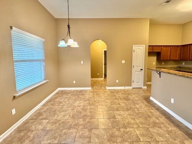 Building Photo - 6302 Vera Ln