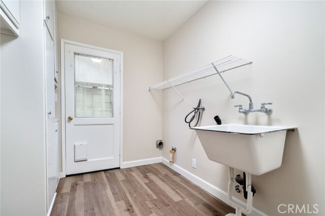 Building Photo - 2426 W Valewood St