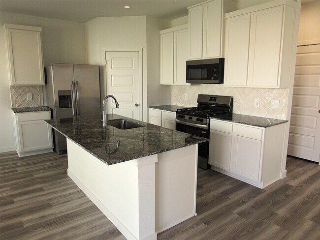 Building Photo - 2807 Glengary River Wy