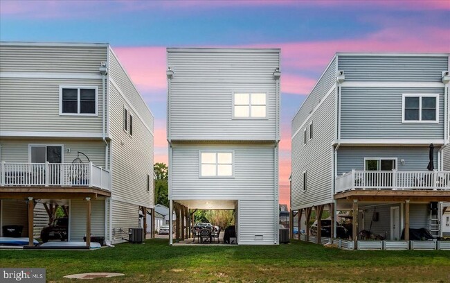 Building Photo - 221 Wilder Ave
