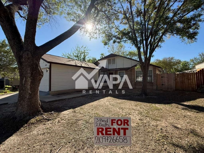 Building Photo - 10038 Raven Field Dr