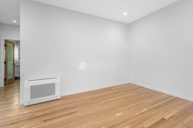 Building Photo - 1380 Gilman St