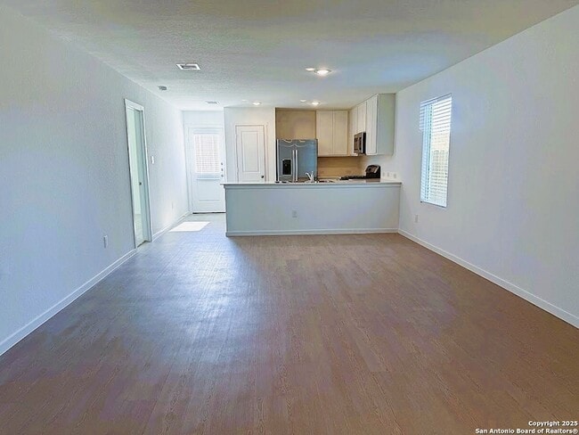 Building Photo - 267 Ottawa Way