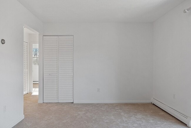 Building Photo - 272 Albion St