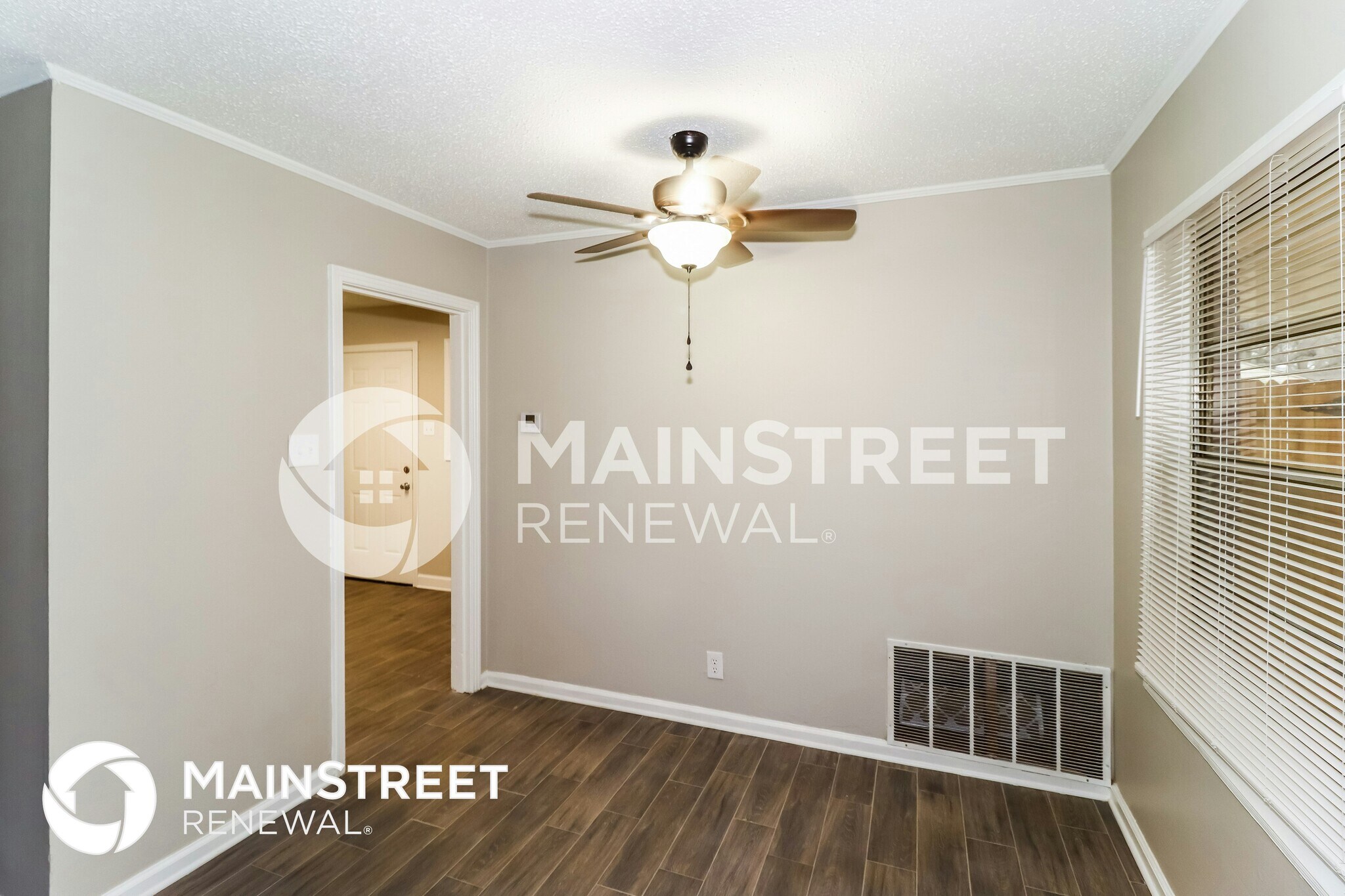 Building Photo - 4817 Durbin Ave