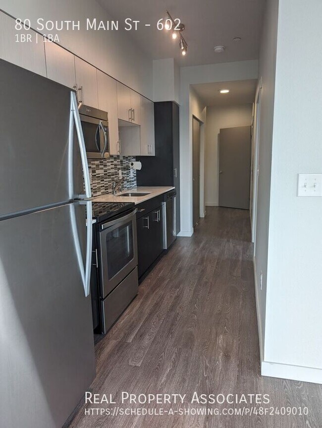 Building Photo - 80 South Main St