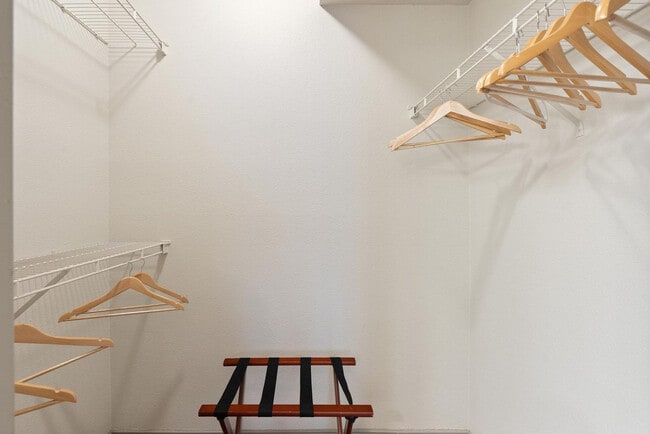 Building Photo - 12100 Metric Blvd