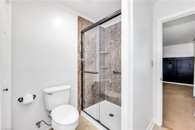 Building Photo - 182 Woodburn Pl