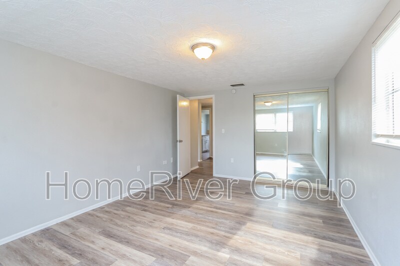 Building Photo - 9410 Cochise Ln