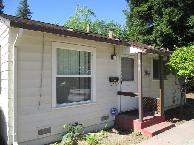 Primary Photo - Home in Roseville near Royer Park