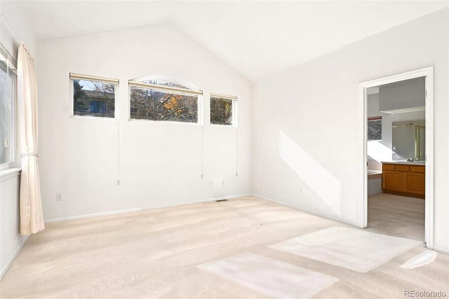 Master bedroom - 2408 W 107th Dr