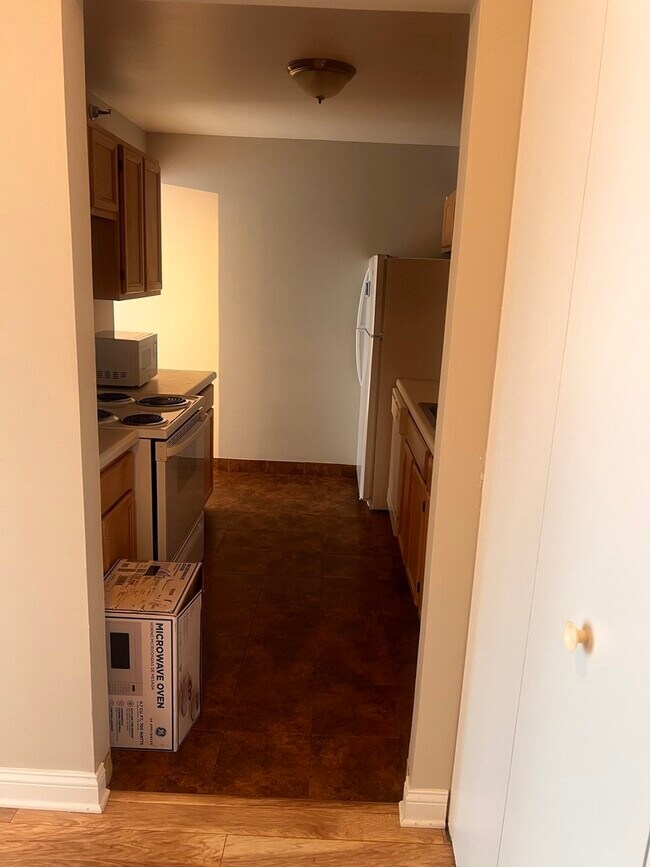 Building Photo - 200 N Dearborn St