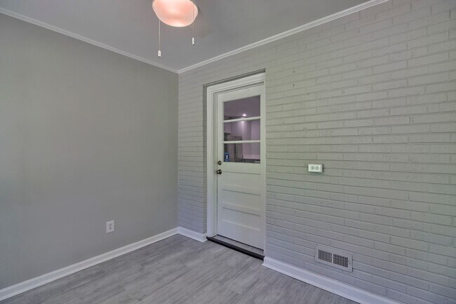 Building Photo - 201 Waccamaw Ave