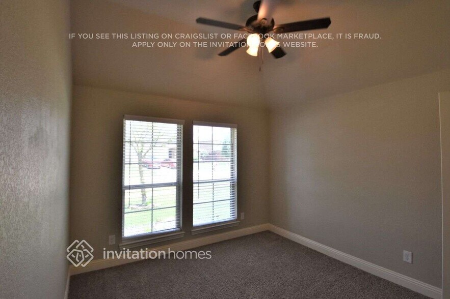 Building Photo - 5629 Park View Dr