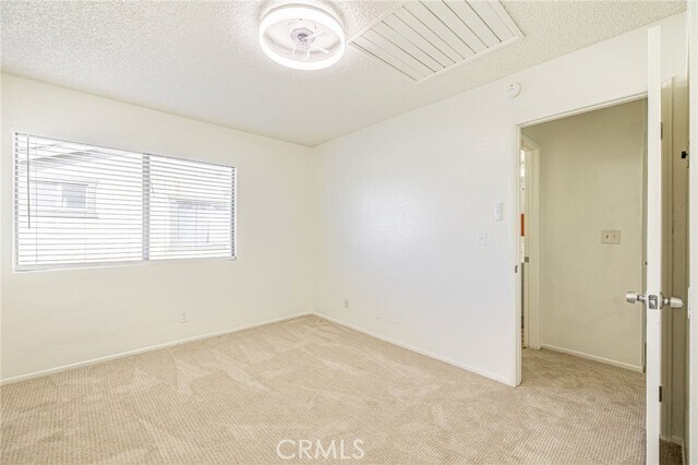 Building Photo - 1318 W Ave J4