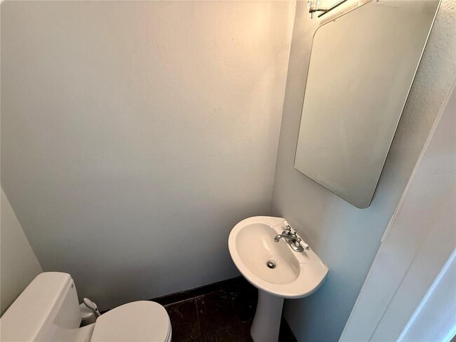 Building Photo - 5066 Coquina Key Dr SE