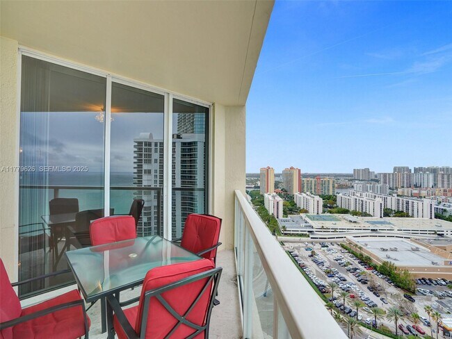 Building Photo - 16699 Collins Ave