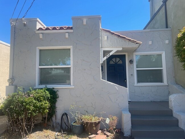 Primary Photo - Beautiful House