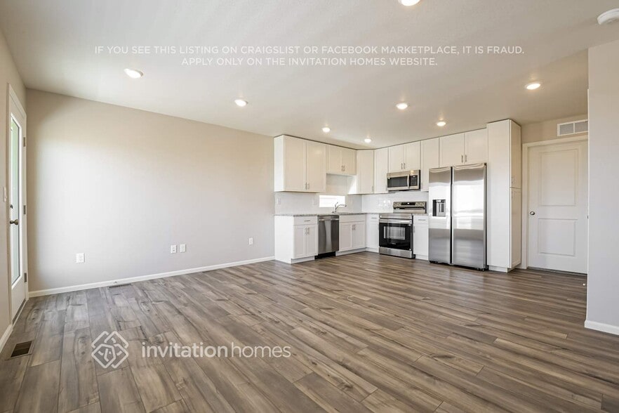 Building Photo - 12625 E 101st Dr