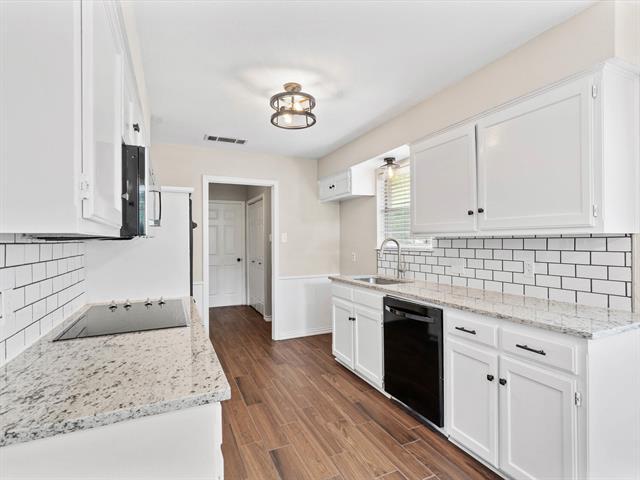 Building Photo - 5402 Rimrock Ct