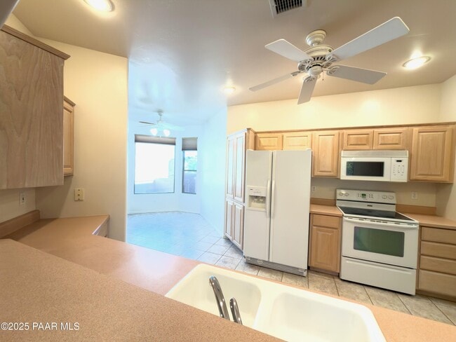 Building Photo - 2276 Sumac Ct