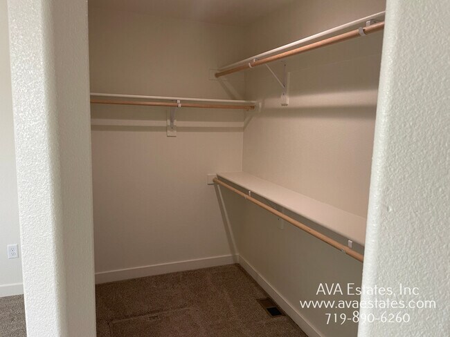 Building Photo - 970 S Coral Pl