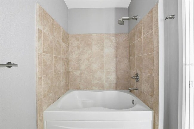 Building Photo - 150 E Robinson St