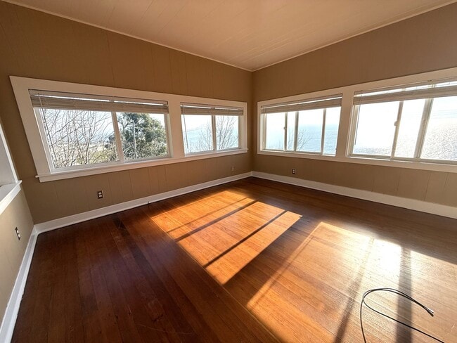 Building Photo - UNIQUE TWO BEDROOM ONE BATH HOME WITH DETACHED BONUS ROOM IN SAN QUINTIN VILLAGE