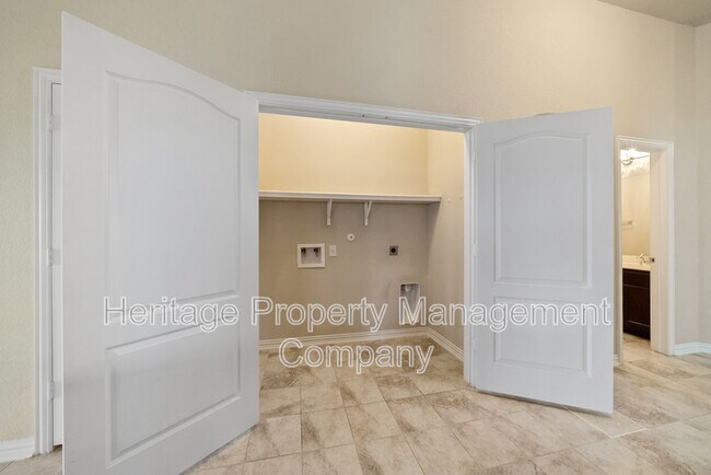 Building Photo - 7935 Headwaters Trail