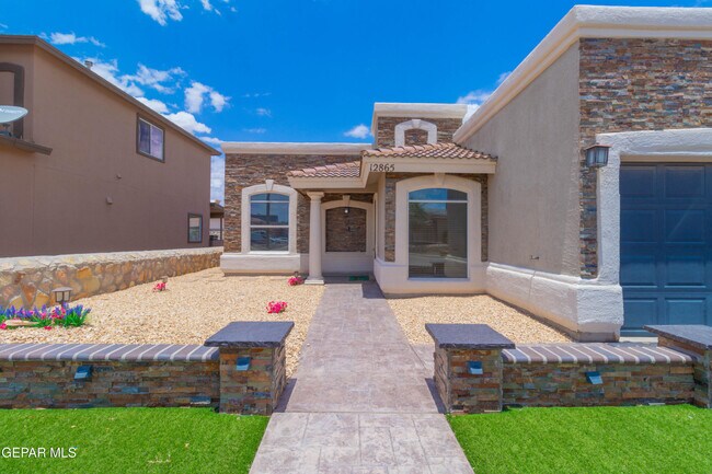 Building Photo - 12865 Little Misty Ln