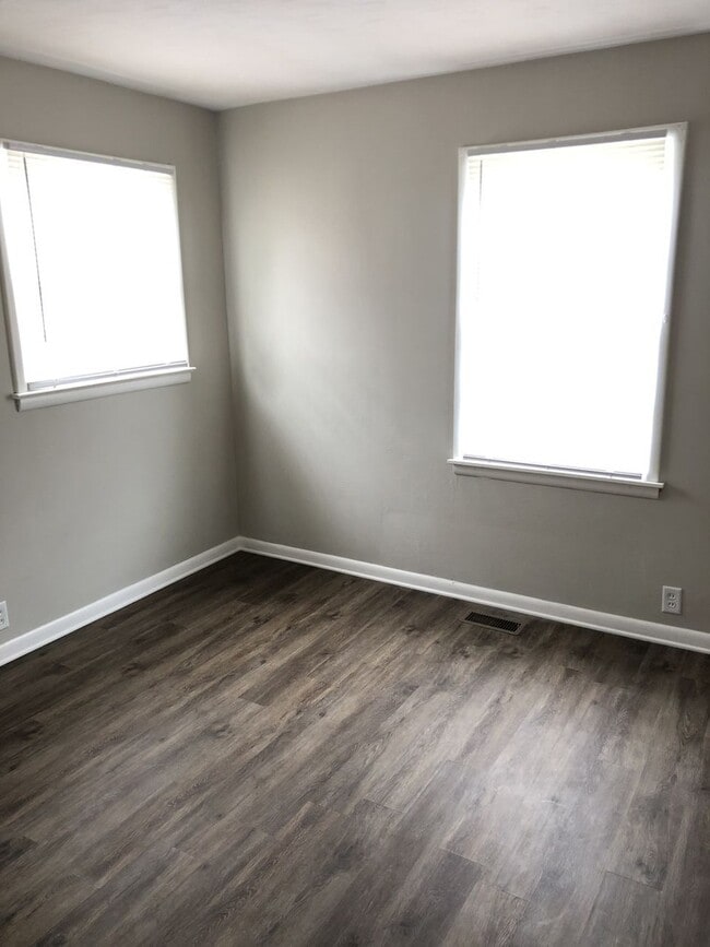 Building Photo - Spacious 4-Bedroom Home in Kentwood – Minutes from Grand Rapids