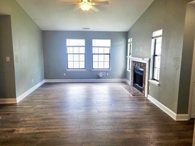 Building Photo - 3004 Steeple Chase Ct