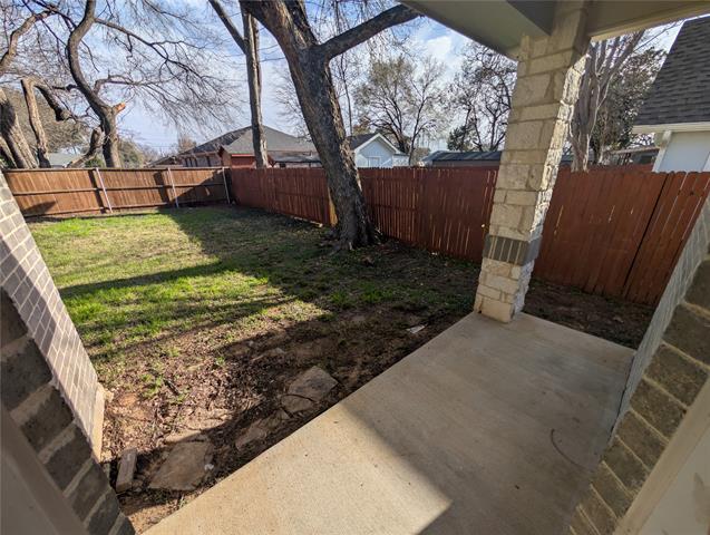 Building Photo - 2550 Eugene St