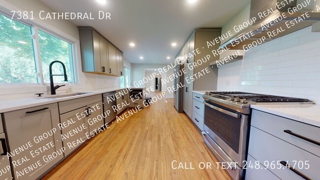 Building Photo - 7381 Cathedral Dr