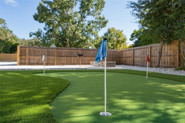 Building Photo - 4255 Wee St