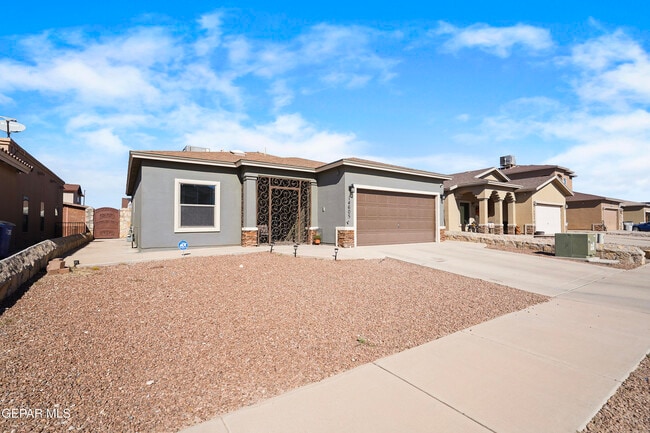 Building Photo - 14605 Christian Castle