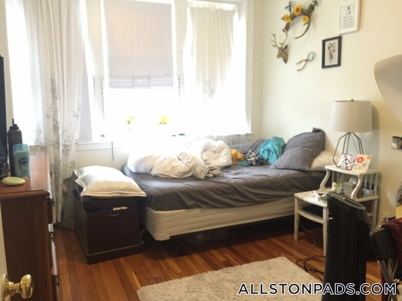 Building Photo - 109 Brainerd Rd